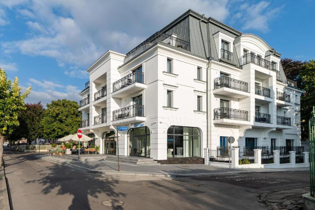 Luxury Apartments In Residence Maritime Miedzyzdroje Kültér fotó