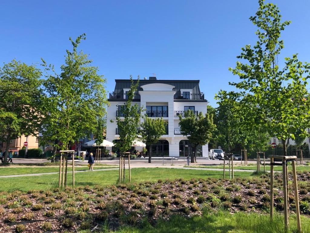 Luxury Apartments In Residence Maritime Miedzyzdroje Kültér fotó